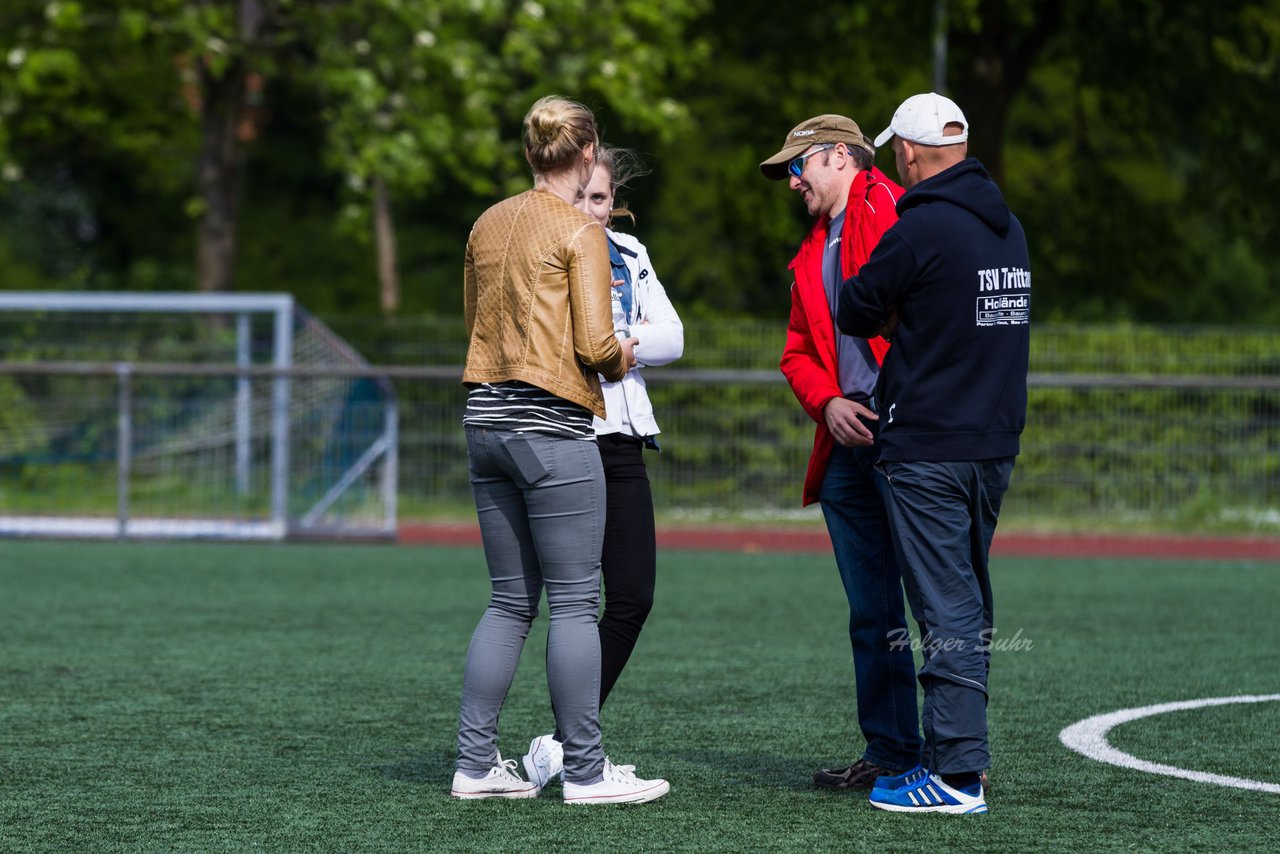 Bild 527 - B-Juniorinnen SG Trittau/Sdstormarn - SV Frisia 03 Risum Lindholm : Ergebnis: 3:1